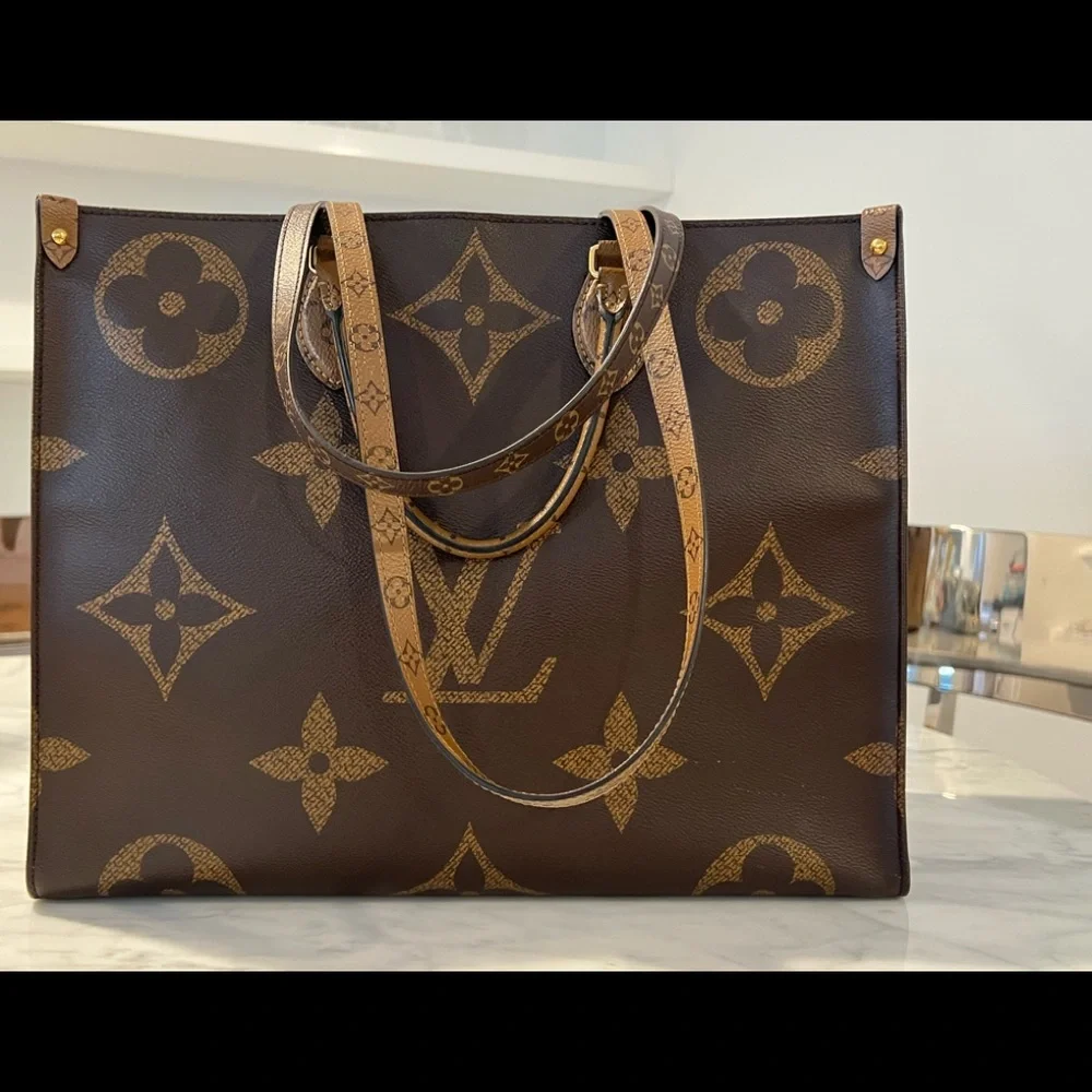 Louis Vuitton Brown Monogram Giant Canvas Onthego Tote